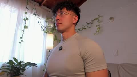 Blake Levi  Independent Model online show from 22, 5, 2026