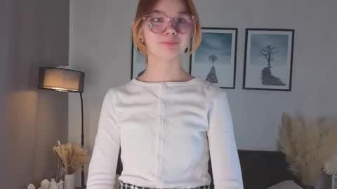 Eliza online show from 19, 10, 2025