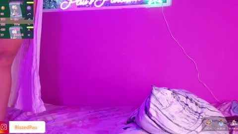 Pau online show from 14, 12, 2025