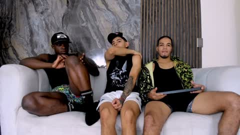 The Best Models online show from 5, 2, 2025