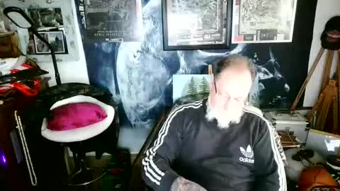 Snapshot of blindsurfer780299 chatting on 1, 12, 2025 blindsurfer780299 online show from 1, 12, 2025