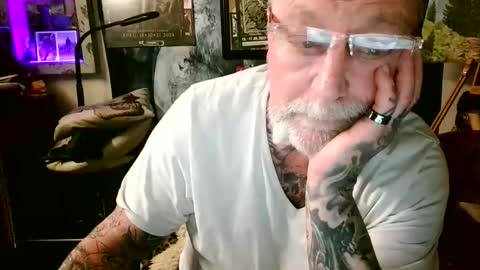 Snapshot of blindsurfer780299 chatting on 15, 3, 2026 blindsurfer780299 online show from 15, 3, 2026