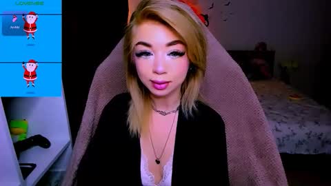 Snapshot of blinkofeyess chatting on 22, 12, 2025 Nicole online show from 22, 12, 2025