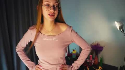  LiLy online show from 3, 11, 2025