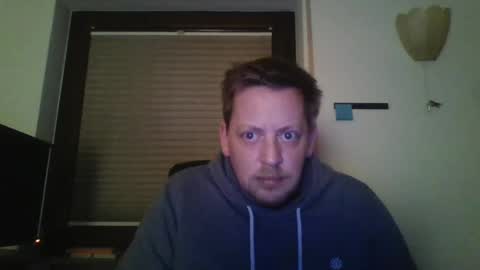 blonde32m online show from 15, 12, 2024