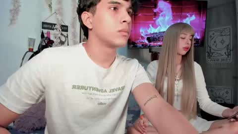 Snapshot of blonde_and_bigcock chatting on 22, 11, 2025 Blonde and Sam online show from 22, 11, 2025