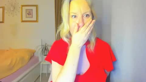 Nicole online show from 30, 1, 2025