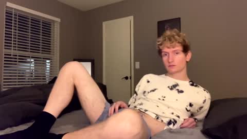 Snapshot of blonde_boi99 chatting on 13, 1, 2025 Blondie online show from 13, 1, 2025