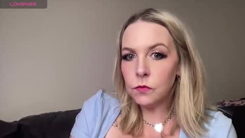 Snapshot of blondejj chatting on 5, 10, 2025 JJ online show from 5, 10, 2025