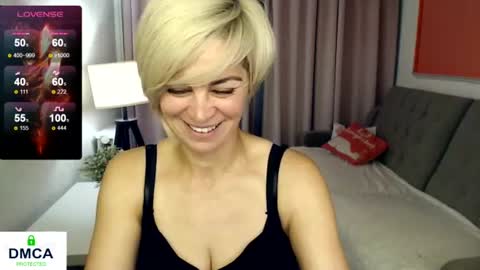 Snapshot of blondemommy_77 chatting on 26, 6, 2026 Lola online show from 26, 6, 2026