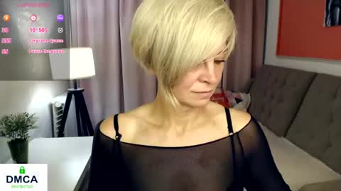 Snapshot of blondemommy_77 chatting on 16, 7, 2026 Lola online show from 16, 7, 2026