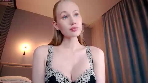 Mia online show from 8, 1, 2026