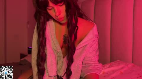 Snapshot of bloominghaze chatting on 25, 10, 2025 Juli online show from 25, 10, 2025