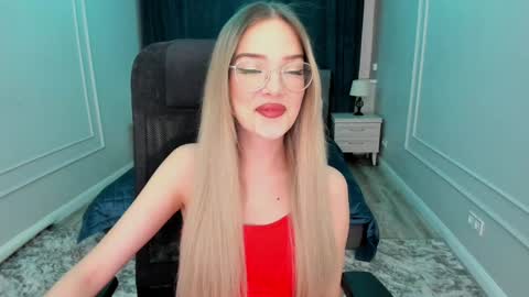 Sophia online show from 30, 1, 2025