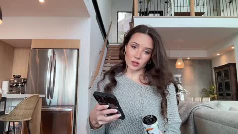 Snapshot of bloomyogi chatting on 8, 1, 2026 Emma Bloom online show from 8, 1, 2026