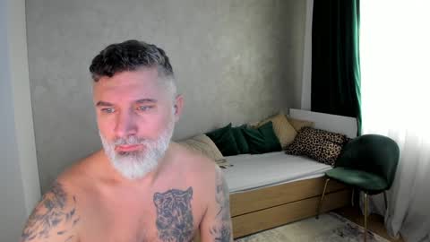 Snapshot of blowmyxxl chatting on 4, 12, 2024 Nico online show from 4, 12, 2024