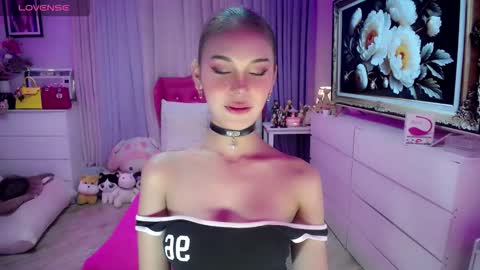 aivee online show from 22, 11, 2025