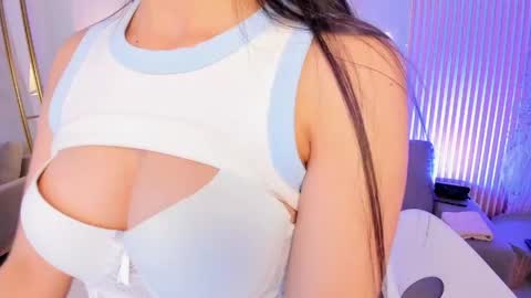 blue_angeel online show from 11, 5, 2026