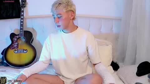 TAY   online show from 18, 2, 2025