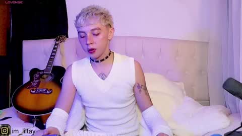 TAY   online show from 21, 2, 2025