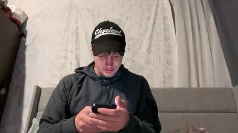 Snapshot of blue_eyed_beau chatting on 19, 3, 2026 Beau online show from 19, 3, 2026