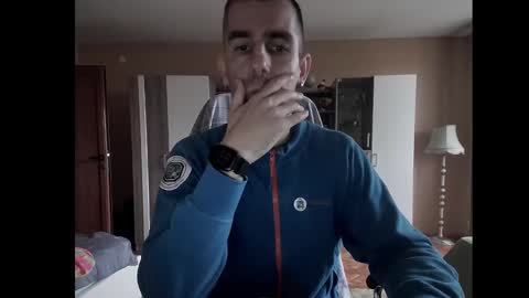 Snapshot of blue_eyed_wolf chatting on 4, 12, 2024 Runaway online show from 4, 12, 2024