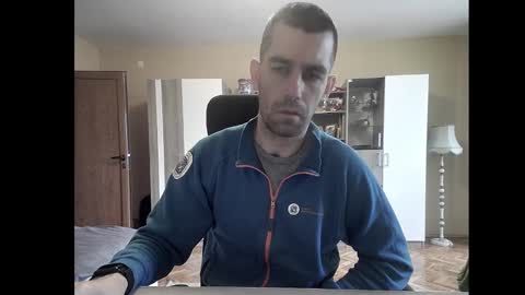 Snapshot of blue_eyed_wolf chatting on 9, 12, 2024 Runaway online show from 9, 12, 2024