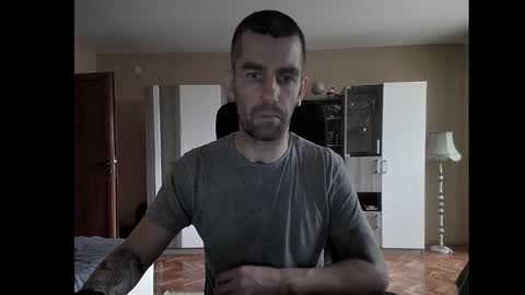 Snapshot of blue_eyed_wolf chatting on 11, 12, 2024 Runaway online show from 11, 12, 2024