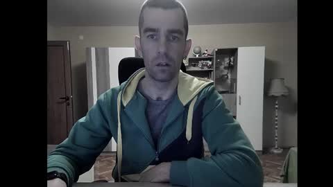 Snapshot of blue_eyed_wolf chatting on 30, 12, 2024 Runaway online show from 30, 12, 2024