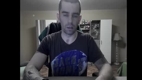 Snapshot of blue_eyed_wolf chatting on 31, 12, 2024 Runaway online show from 31, 12, 2024