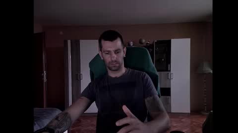 Snapshot of blue_eyed_wolf chatting on 3, 1, 2025 Runaway online show from 3, 1, 2025