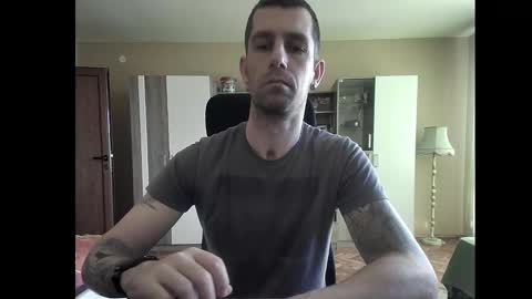 Snapshot of blue_eyed_wolf chatting on 9, 1, 2025 Runaway online show from 9, 1, 2025