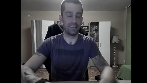 Snapshot of blue_eyed_wolf chatting on 10, 1, 2025 Runaway online show from 10, 1, 2025