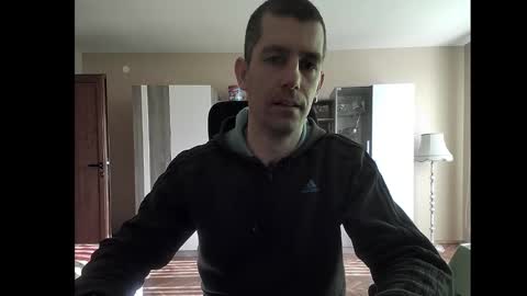 Snapshot of blue_eyed_wolf chatting on 13, 1, 2025 Runaway online show from 13, 1, 2025