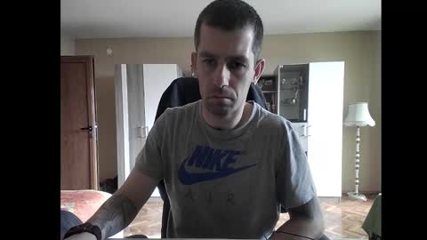 Snapshot of blue_eyed_wolf chatting on 16, 1, 2025 Runaway online show from 16, 1, 2025