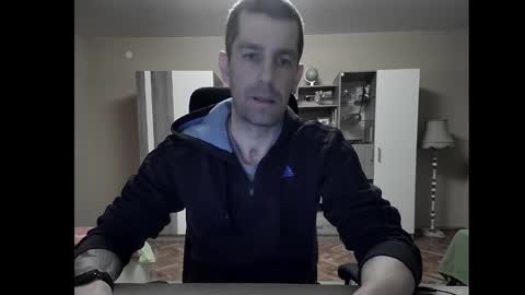 Snapshot of blue_eyed_wolf chatting on 16, 1, 2025 Runaway online show from 16, 1, 2025