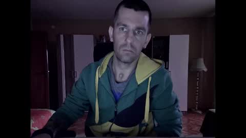 Snapshot of blue_eyed_wolf chatting on 31, 1, 2025 Runaway online show from 31, 1, 2025