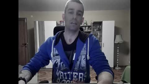 Snapshot of blue_eyed_wolf chatting on 22, 2, 2025 Runaway online show from 22, 2, 2025