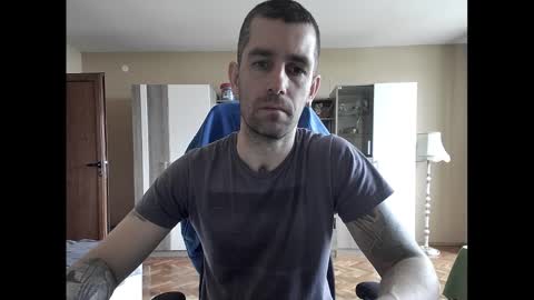 Snapshot of blue_eyed_wolf chatting on 27, 2, 2025 Runaway online show from 27, 2, 2025