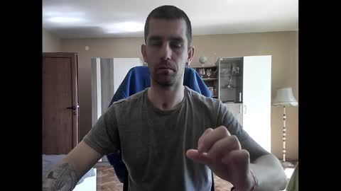 Snapshot of blue_eyed_wolf chatting on 6, 3, 2025 Runaway online show from 6, 3, 2025