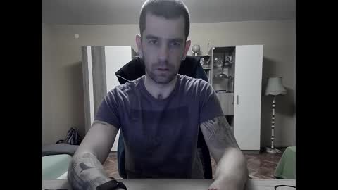 Snapshot of blue_eyed_wolf chatting on 8, 3, 2025 Runaway online show from 8, 3, 2025