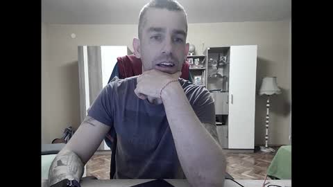 Snapshot of blue_eyed_wolf chatting on 11, 3, 2025 Runaway online show from 11, 3, 2025