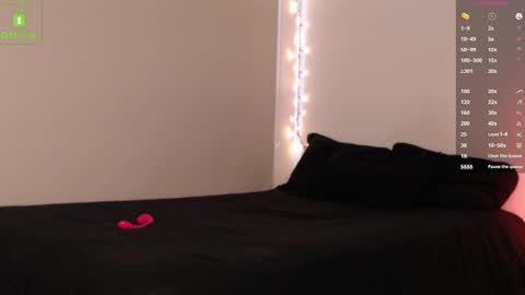 Snapshot of blue_nebula chatting on 15, 9, 2025 Blue online show from 15, 9, 2025