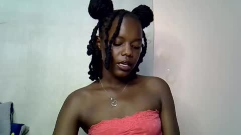 Snapshot of blue_savagee chatting on 18, 10, 2025 blue_savagee online show from 18, 10, 2025