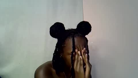 Snapshot of blue_savagee chatting on 27, 10, 2025 blue_savagee online show from 27, 10, 2025