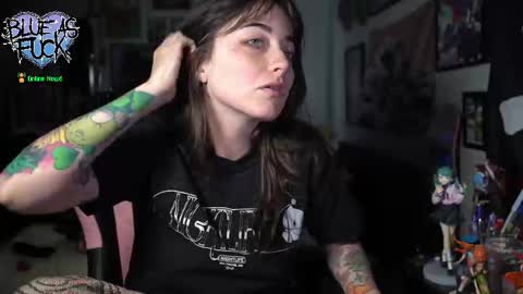 Snapshot of blueasfuck chatting on 23, 9, 2025 Blue online show from 23, 9, 2025