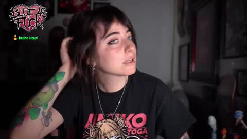 Snapshot of blueasfuck chatting on 21, 10, 2025 Blue online show from 21, 10, 2025