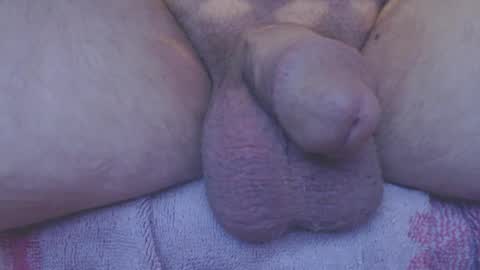 bluebee420 online show from 5, 1, 2025