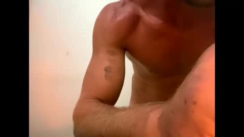 Snapshot of bluecollarbobby66 chatting on 14, 9, 2025 bluecollarbobby66 online show from 14, 9, 2025