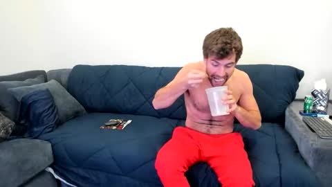 BlueCollarHunk online show from 17, 12, 2025